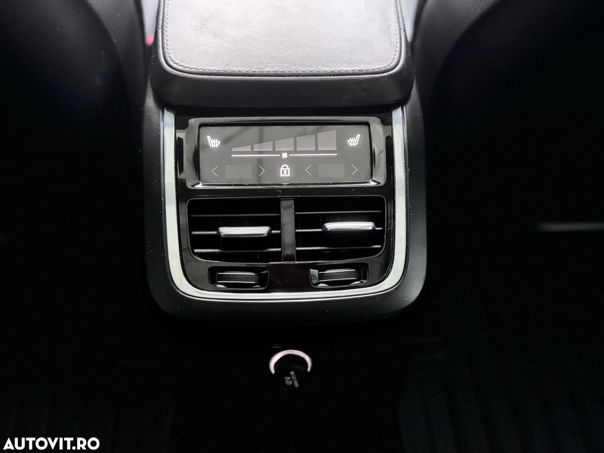 Volvo XC 90 T8 Twin Engine AWD Inscription - 6