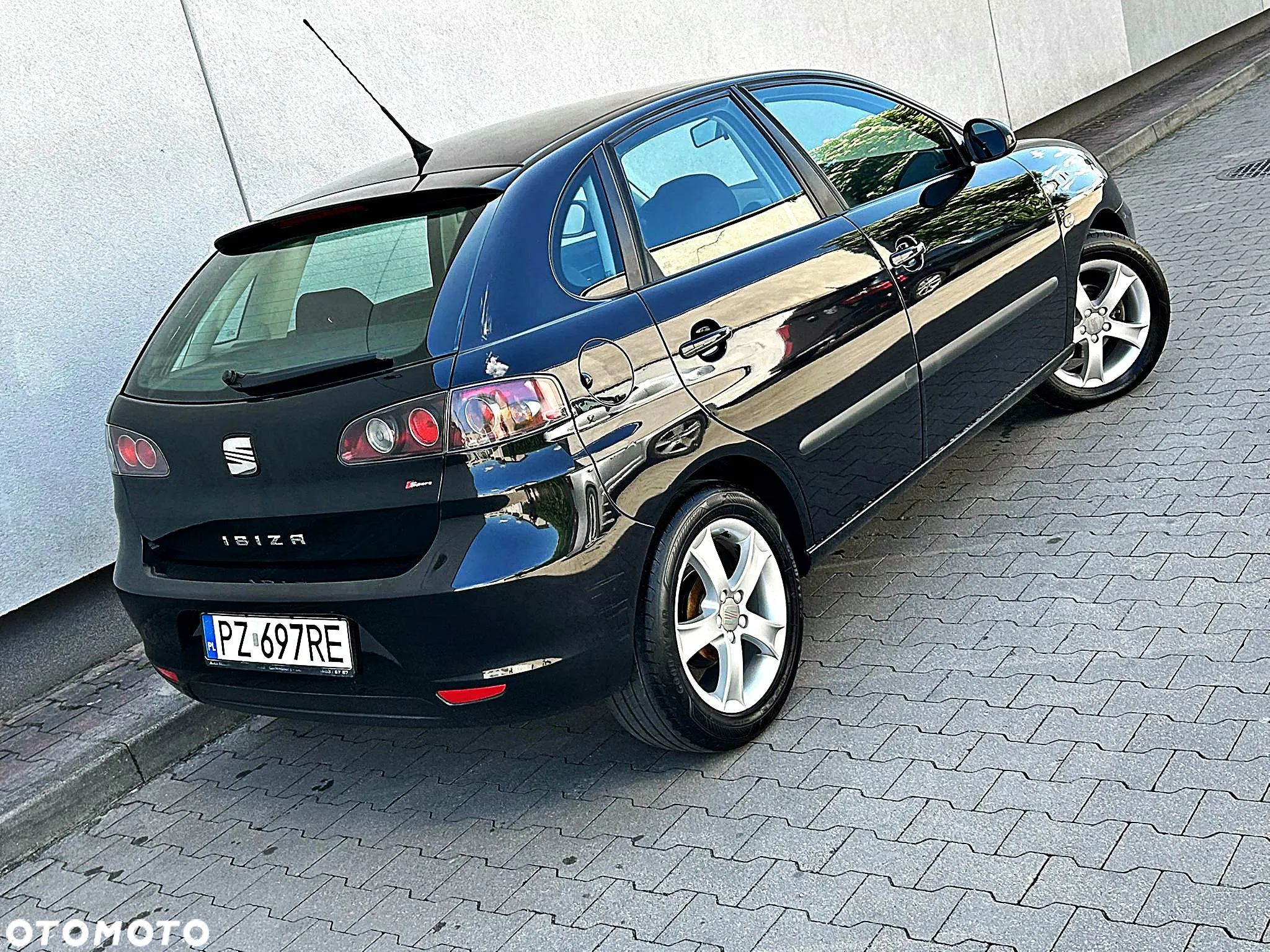 Seat Ibiza 1.4 16V Sport Edition - 29