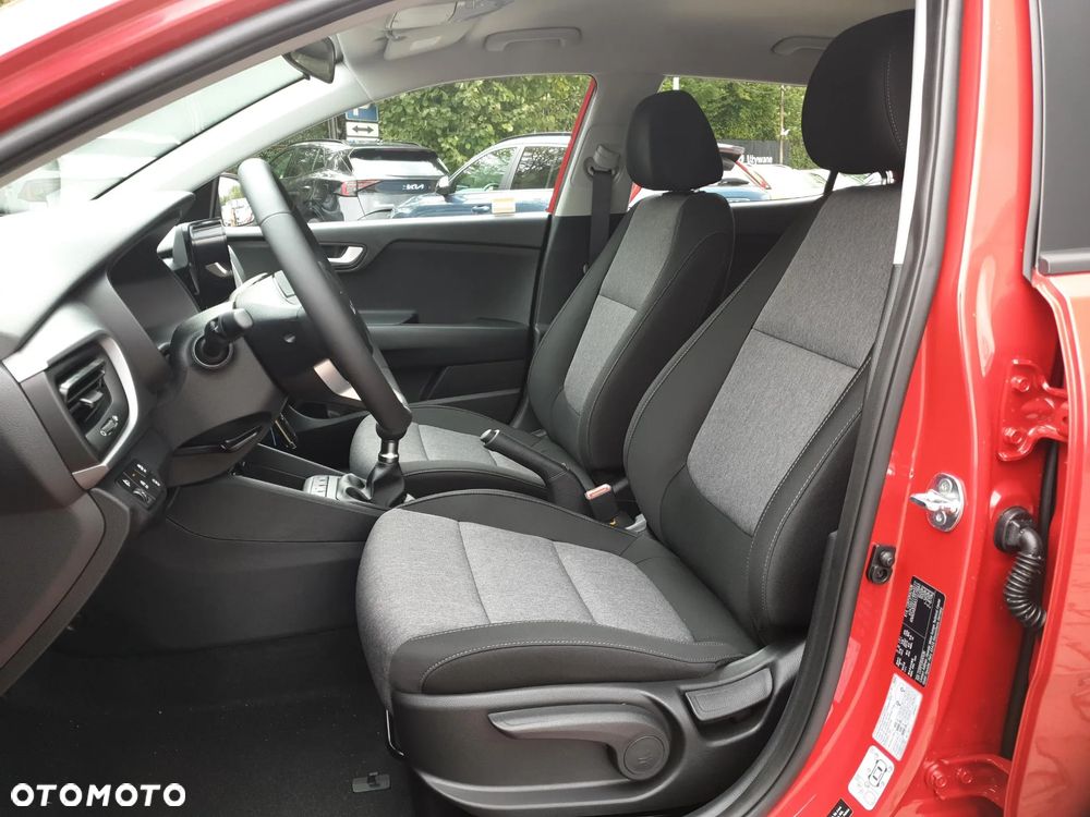 Kia Stonic 1.2 M - 11