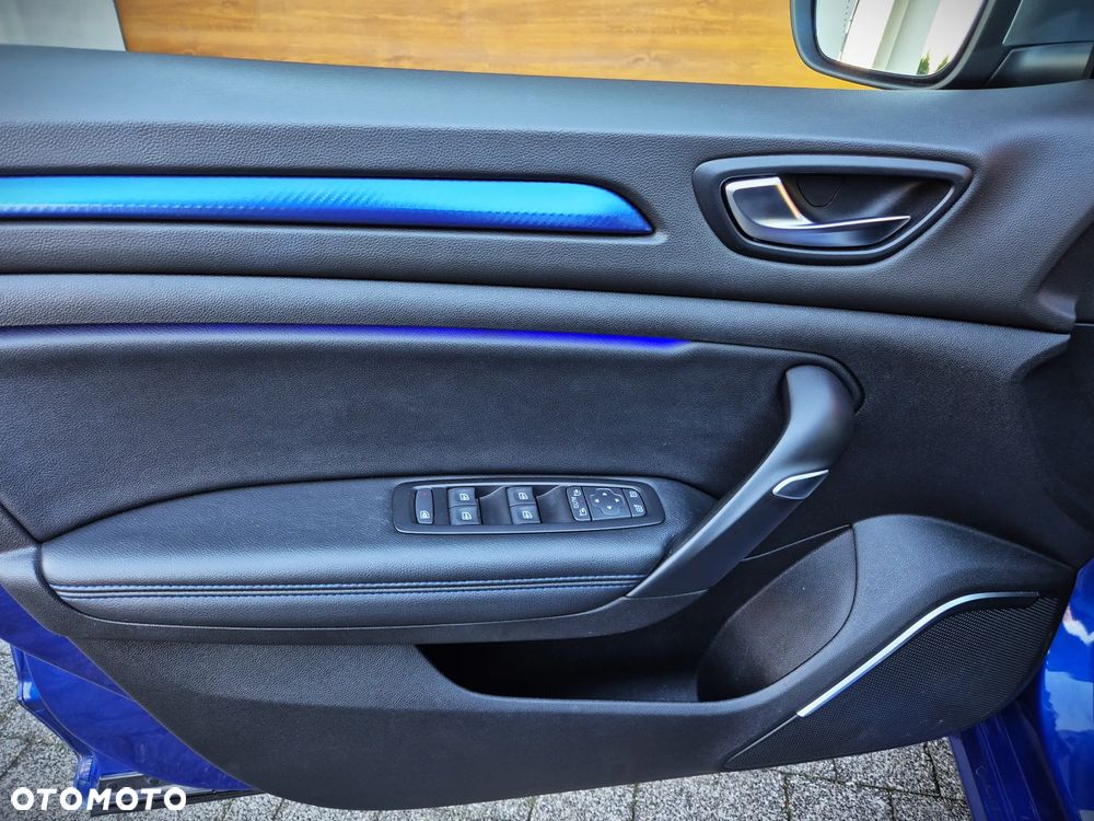 Renault Megane ENERGY TCe 205 EDC GT - 28