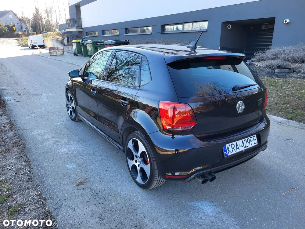 Volkswagen Polo 1.4 DSG GTI - 6