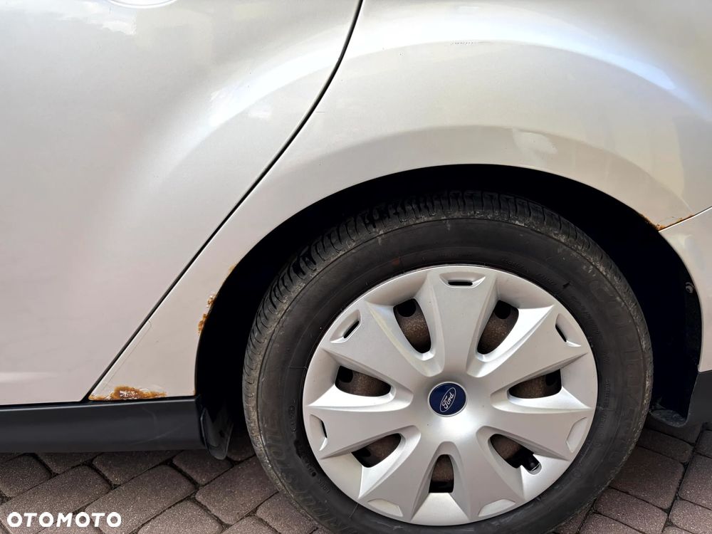 Ford Focus 1.6 TDCi Ambiente - 15
