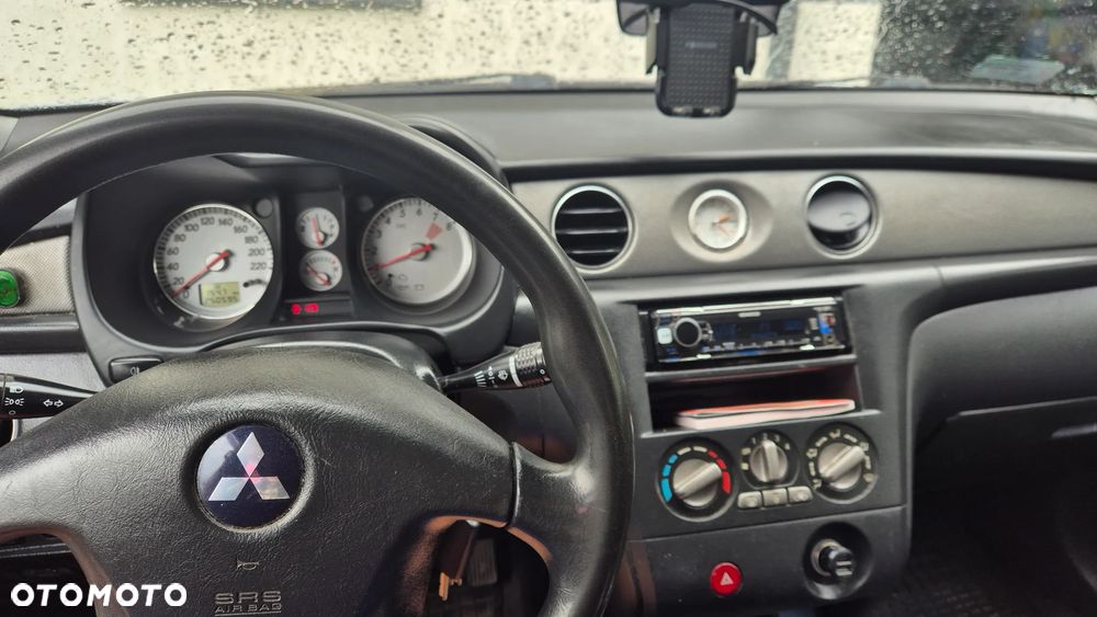Mitsubishi Outlander 2.0 Invite - 7