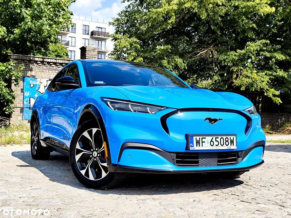 Ford Mustang Mach-E 91 kWh AWD Premium - 3