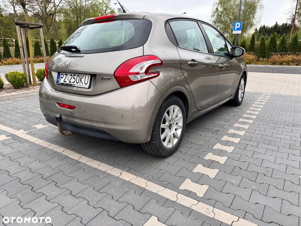 Peugeot 208 PureTech 82 Urban Move - 4