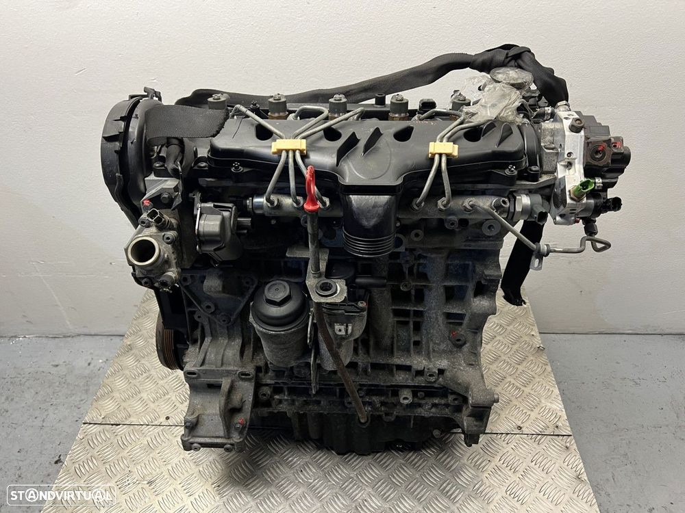 Motor VOLVO S40 II / C30 / C70 II / V50 2.4 D5 REF. D5244T8 - 2