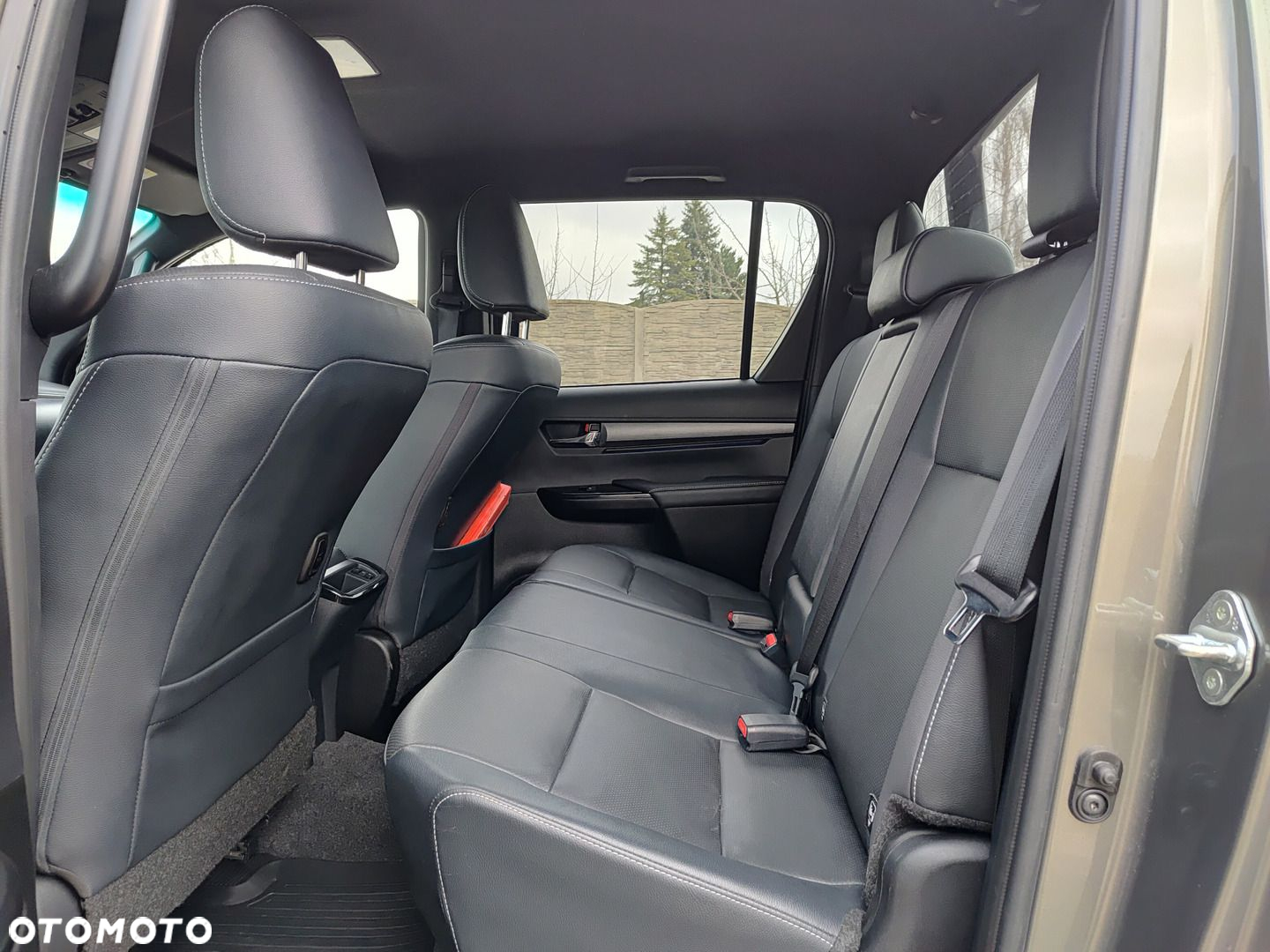 Toyota Hilux 2.8 D-4D Double Cab Invincible 4x4 - 10