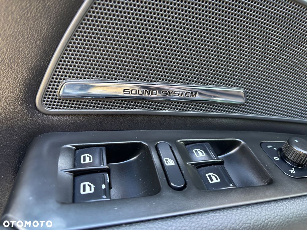 Skoda Superb 2.0 TDI DSG Elegance - 29