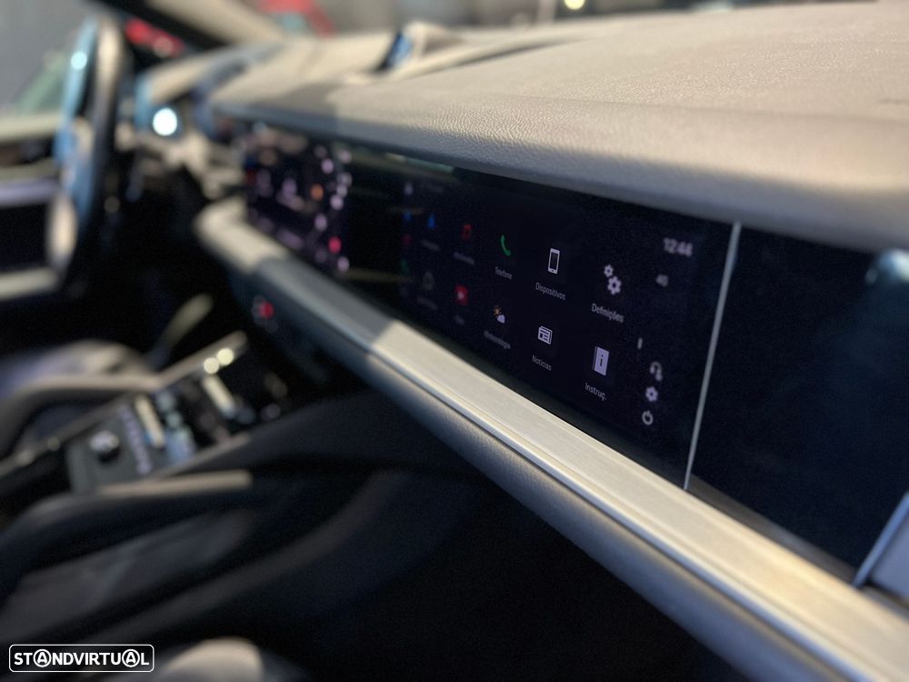 Porsche Cayenne Coupé E-Hybrid - 42