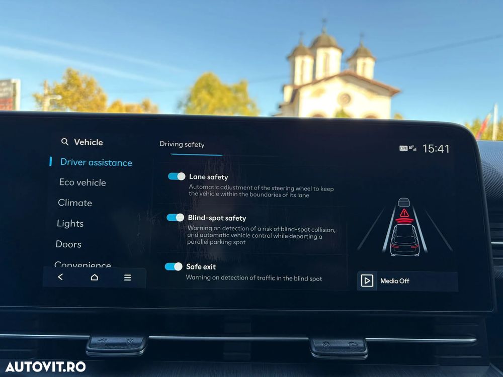 Hyundai KONA 1.6 GDI 141 CP 2WD 6DCT HEV Luxury - 17