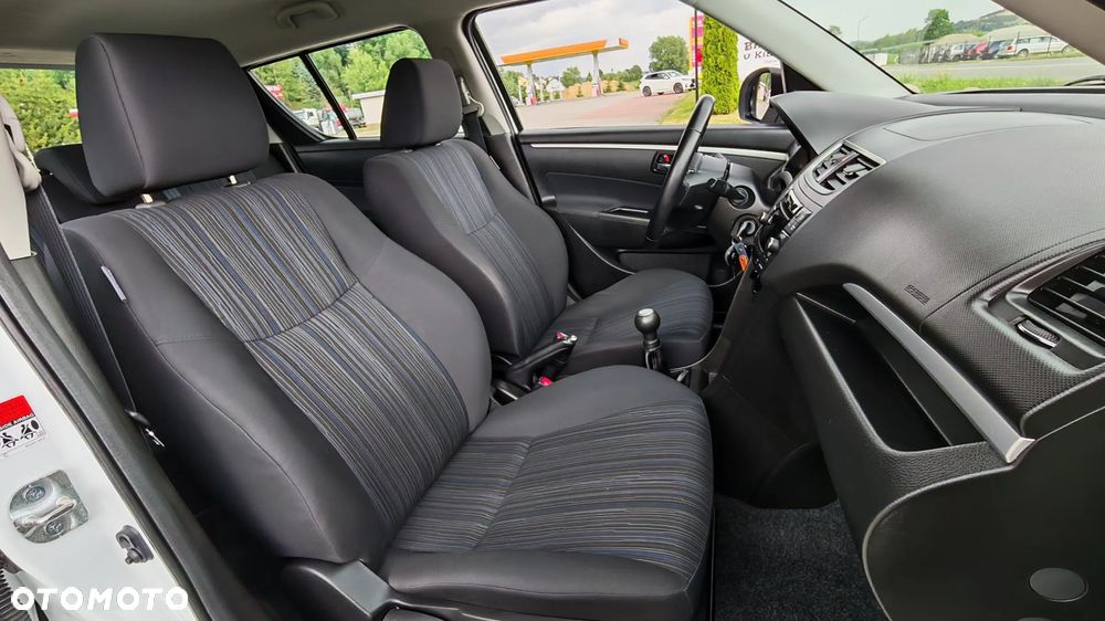 Suzuki Swift 1.2 4x4 Club - 29