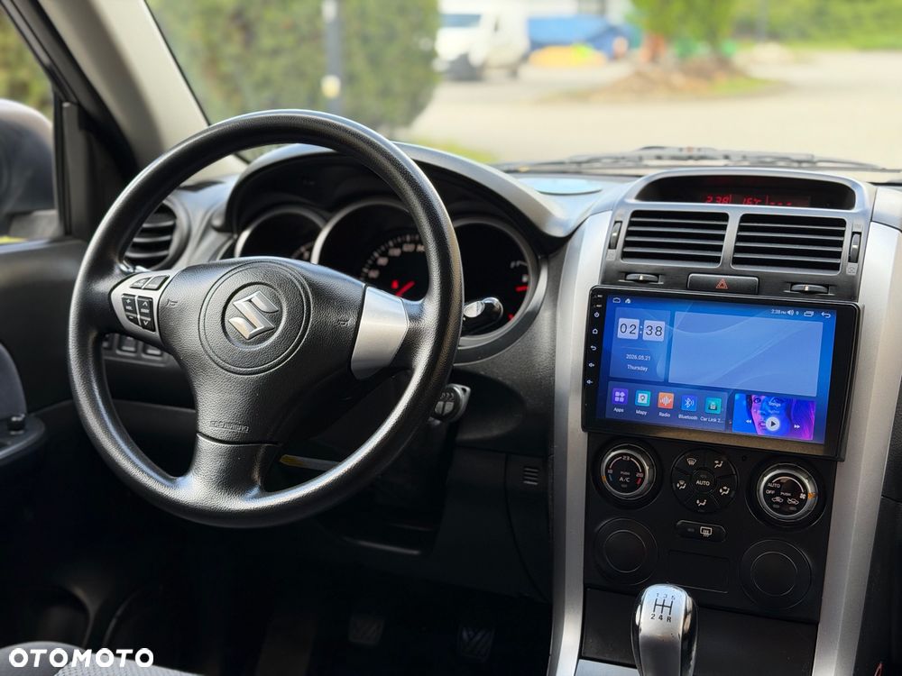 Suzuki Grand Vitara 1.6 - 6