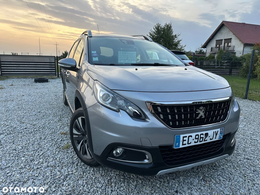 Peugeot 2008 1.2 Pure Tech Active S&S EAT6 - 3