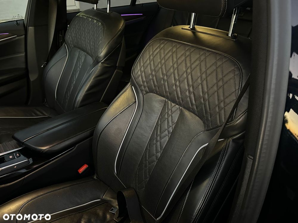 BMW Seria 5 520d xDrive M Sport sport - 22