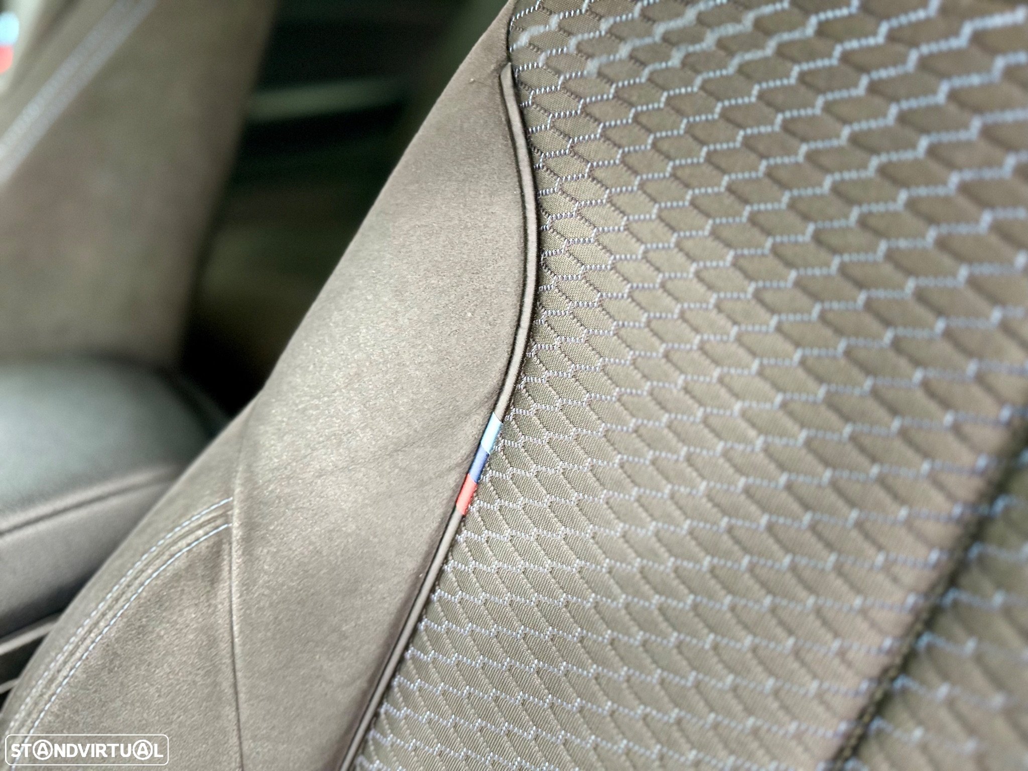BMW 114 d Pack M - 21