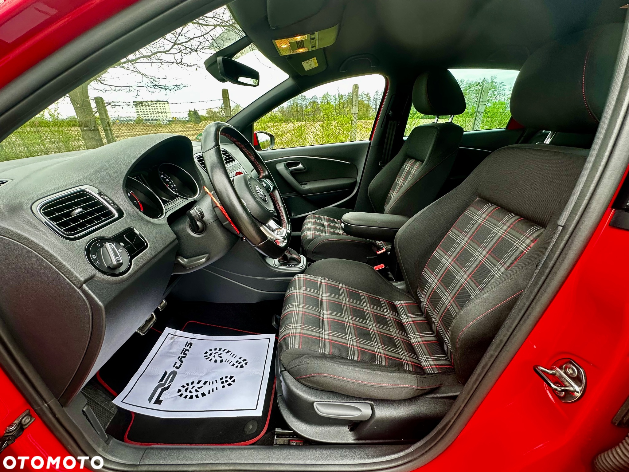 Volkswagen Polo 1.8 TSI (Blue Motion Technology) DSG GTI - 22