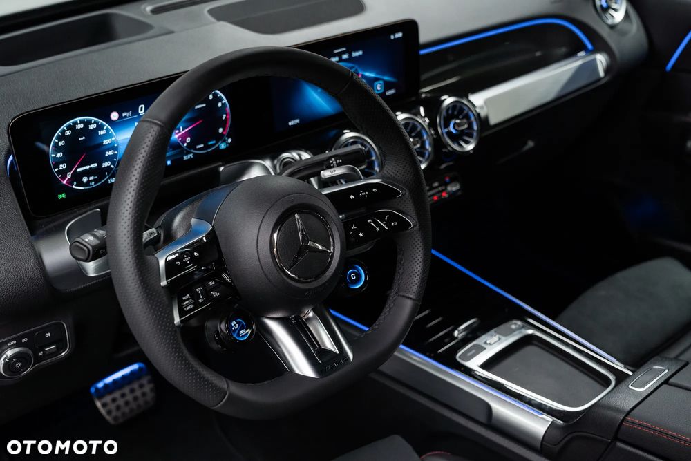 Mercedes-Benz GLB AMG 35 4Matic AMG Speedshift DCT 8G - 27
