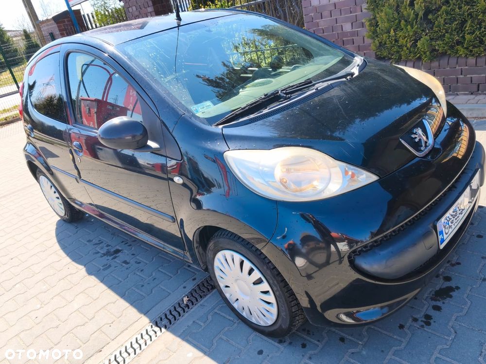 Peugeot 107 - 1