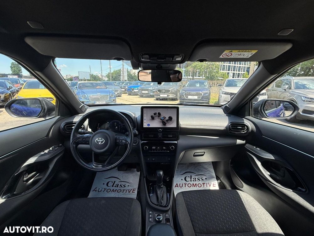 Toyota Yaris Cross 1.5 VVT-i HSD 4x4 Dynamic - 6