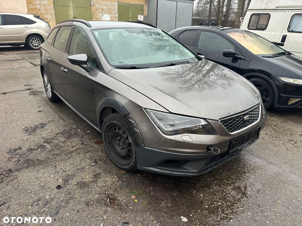 Seat Leon 2.0 TDI Start&Stop 4Drive DSG X-Perience - 2