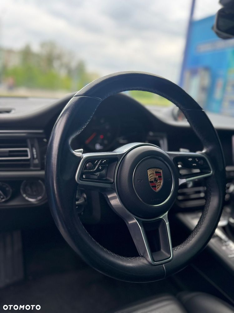 Porsche Macan Standard - 27