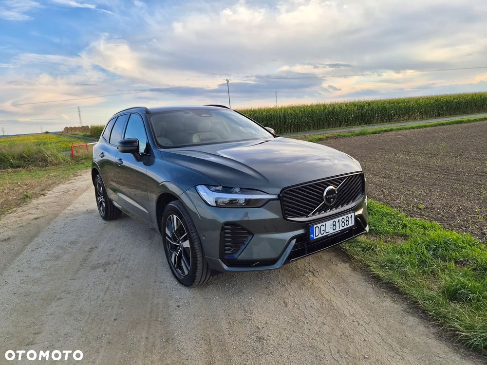 Volvo XC 60 B5 B AWD Plus Dark - 9