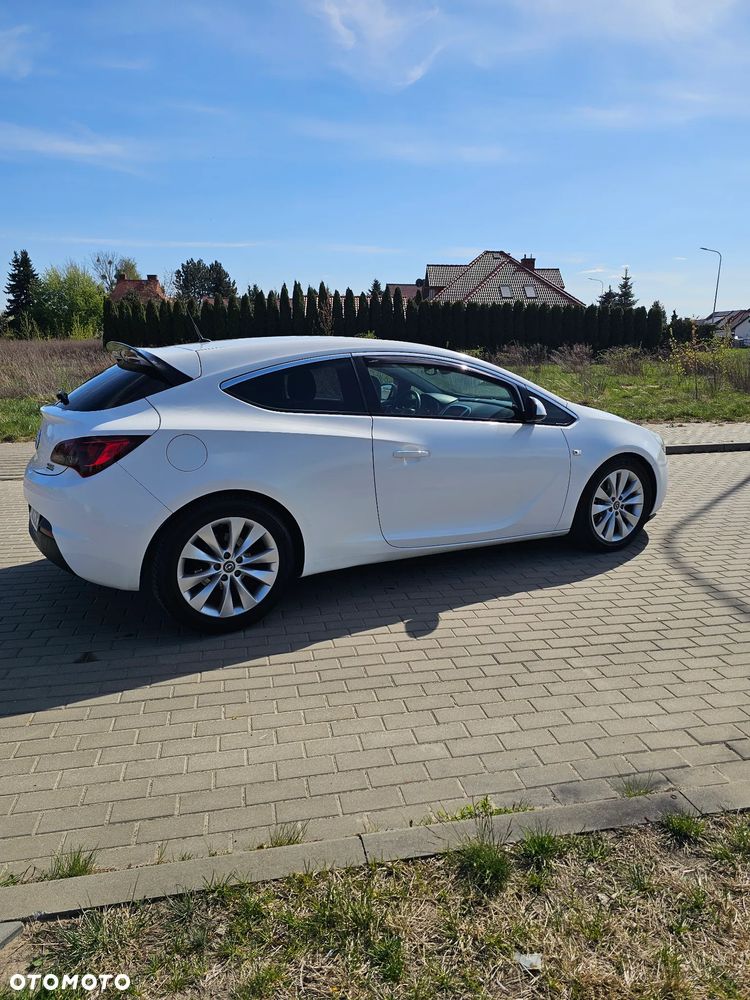 Opel Astra 1.6 ECOTEC DI Turbo ecoFLEX Start/Stop - 9