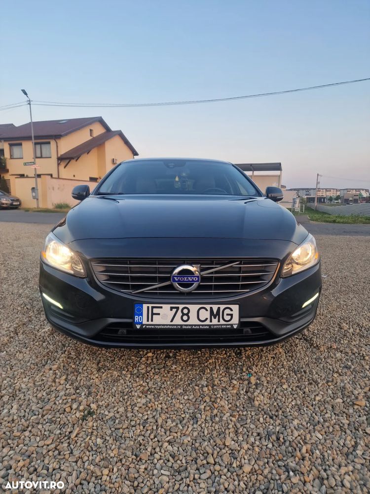 Volvo V60 D2 ECO Start-Stop Momentum - 24