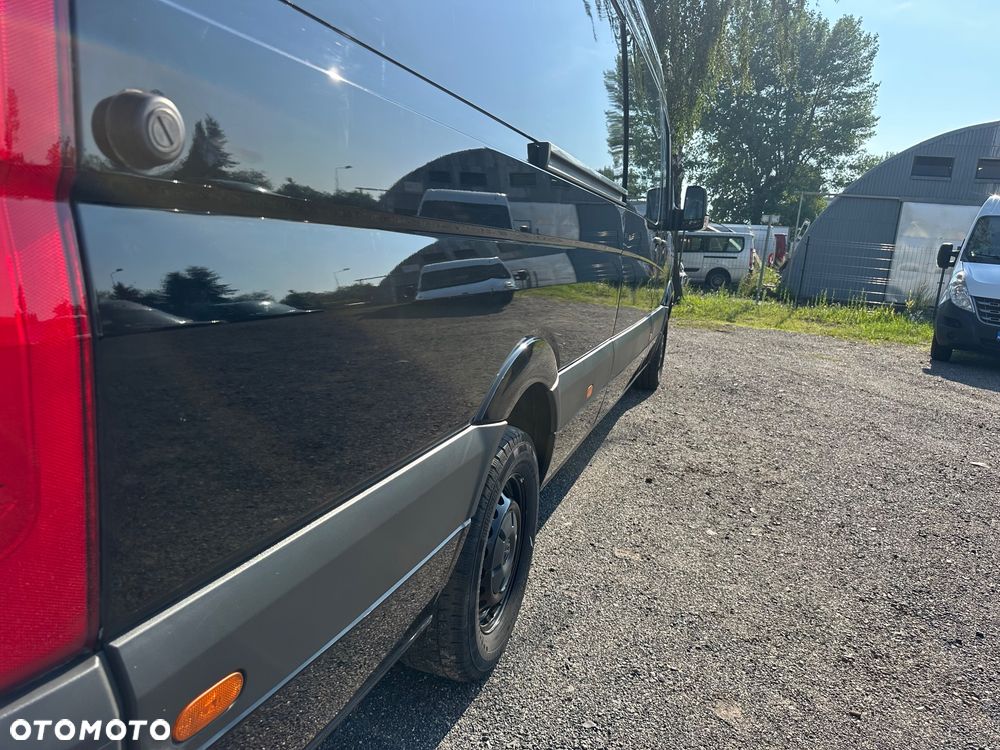 Volkswagen Crafter 2.0tdi 136ps 6oso brygadowka Maxi czarna - 18