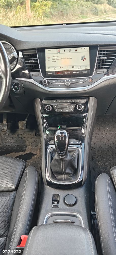 Opel Astra 1.4 Turbo Start/Stop Business - 11