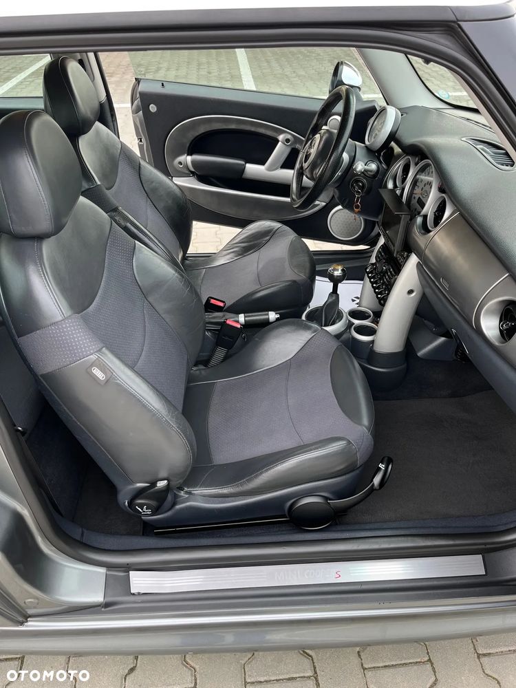 MINI Cooper S - 11