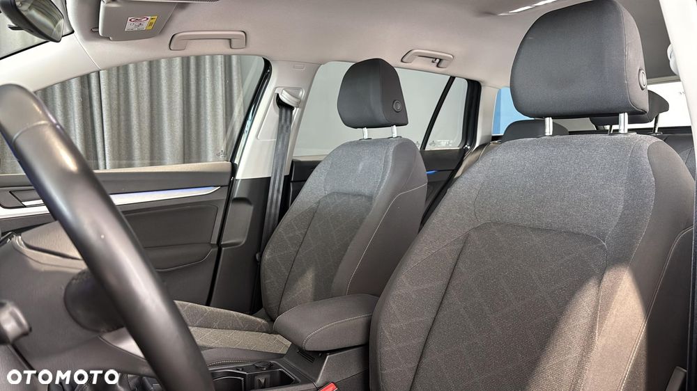 Volkswagen Golf VIII 2.0 TDI Life - 11