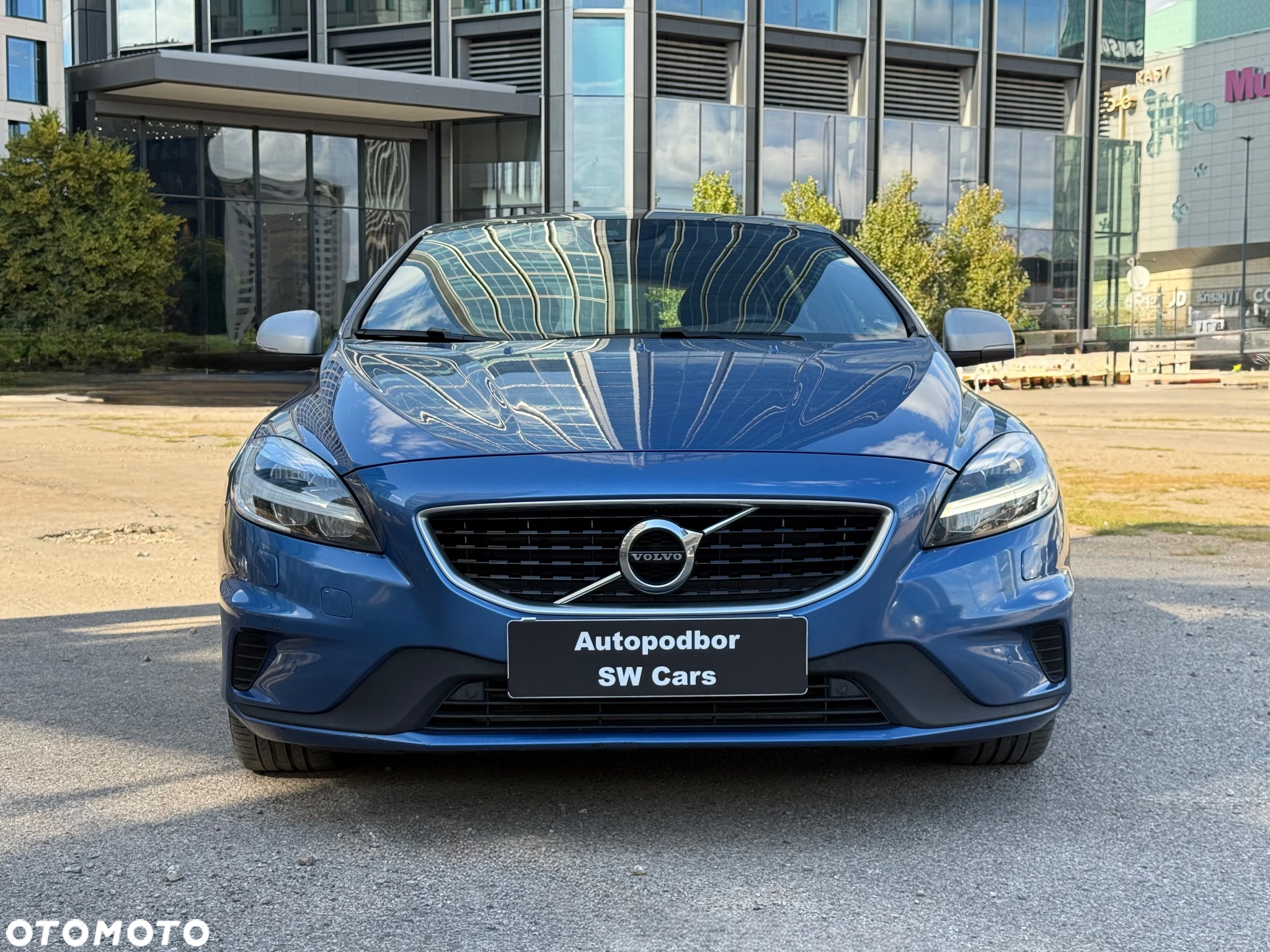 Volvo V40 T4 Drive-E R-Design Momentum - 2