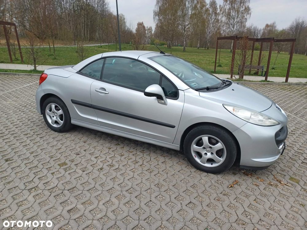 Peugeot 207 CC 120 VTi Active - 19