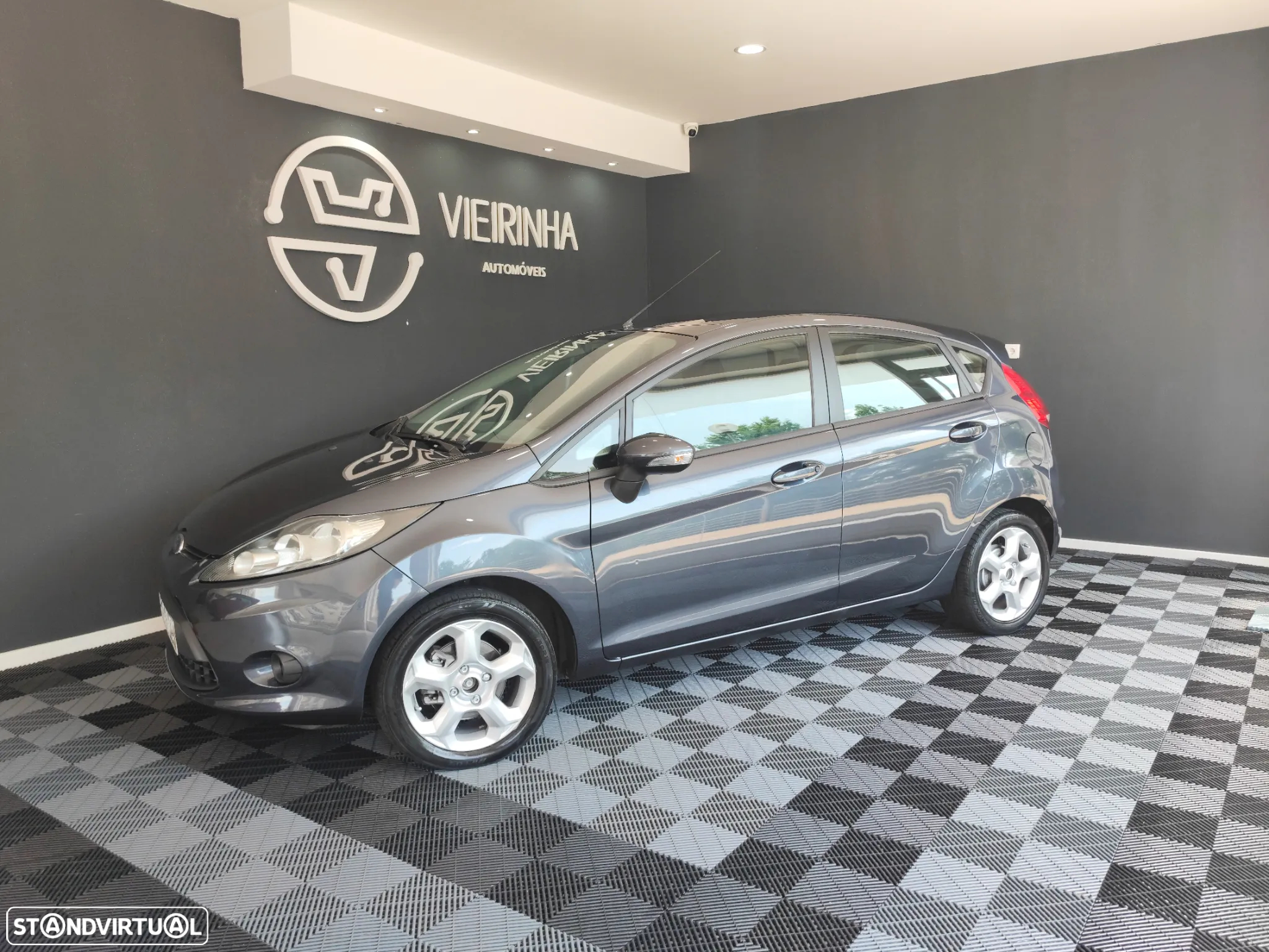 Ford Fiesta 1.25 Techno - 4