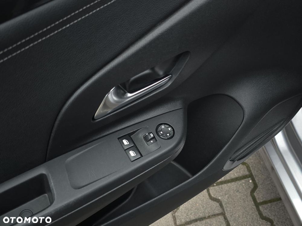 Opel Corsa 1.5 D Elegance S&S - 12