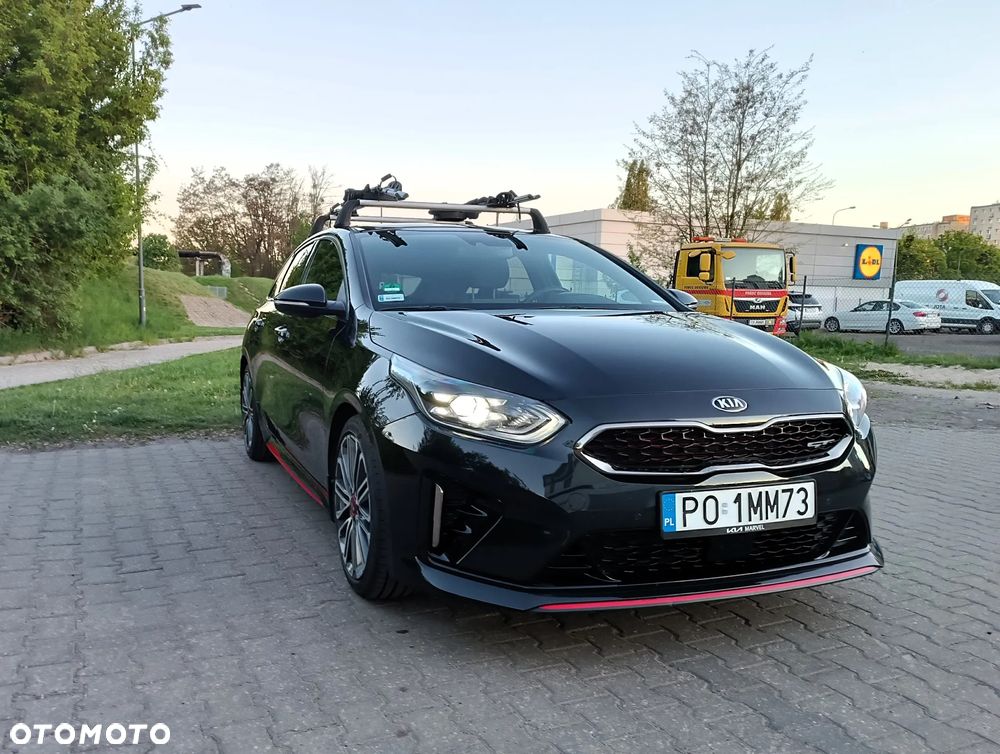 Kia ProCeed - 2