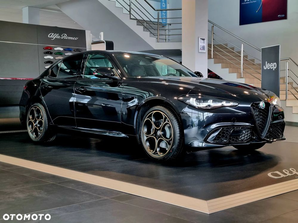 Alfa Romeo Giulia 2.0 Turbo Intensa Q4 - 2