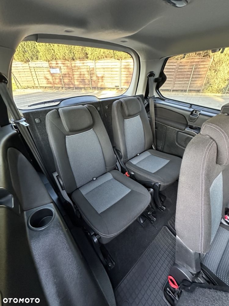 Ford Galaxy 2.0 TDCi Ambiente - 16