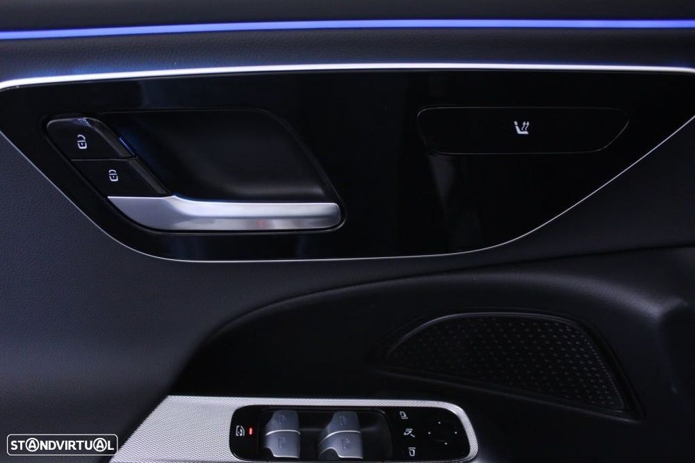 Mercedes-Benz E 300 de - 21