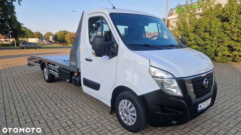 Nissan NV400 - 7