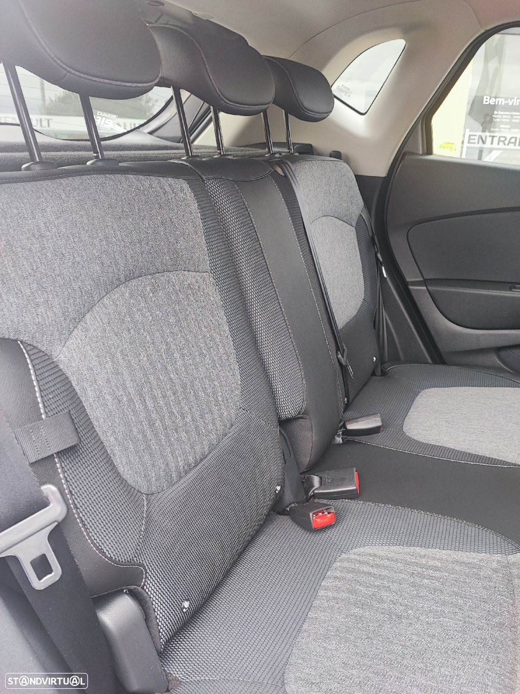 Renault Captur 0.9 TCE Exclusive - 30