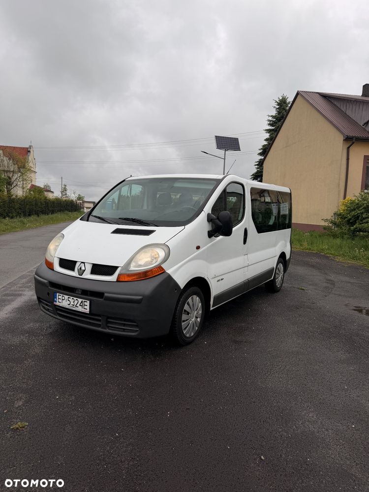Renault Trafic 1.9 dCi Passenger Privilège - 2