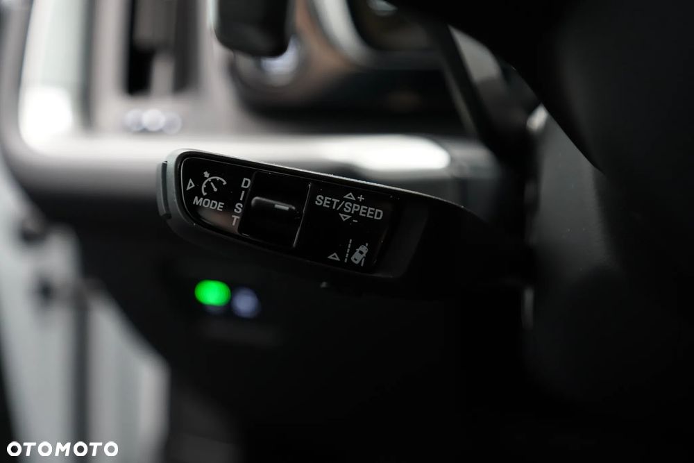 Porsche Cayenne - 15