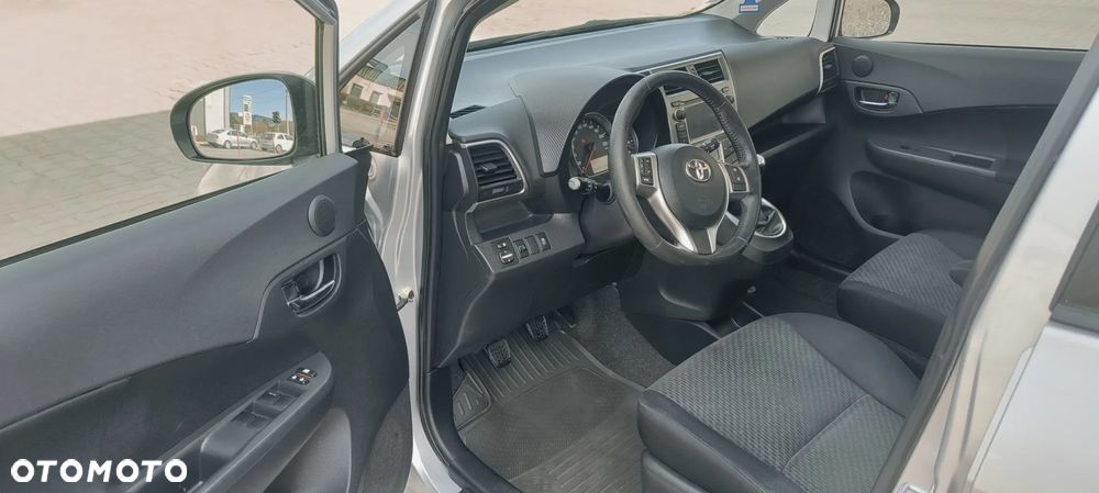 Toyota Verso S 1.33 VVT-i Life - 15