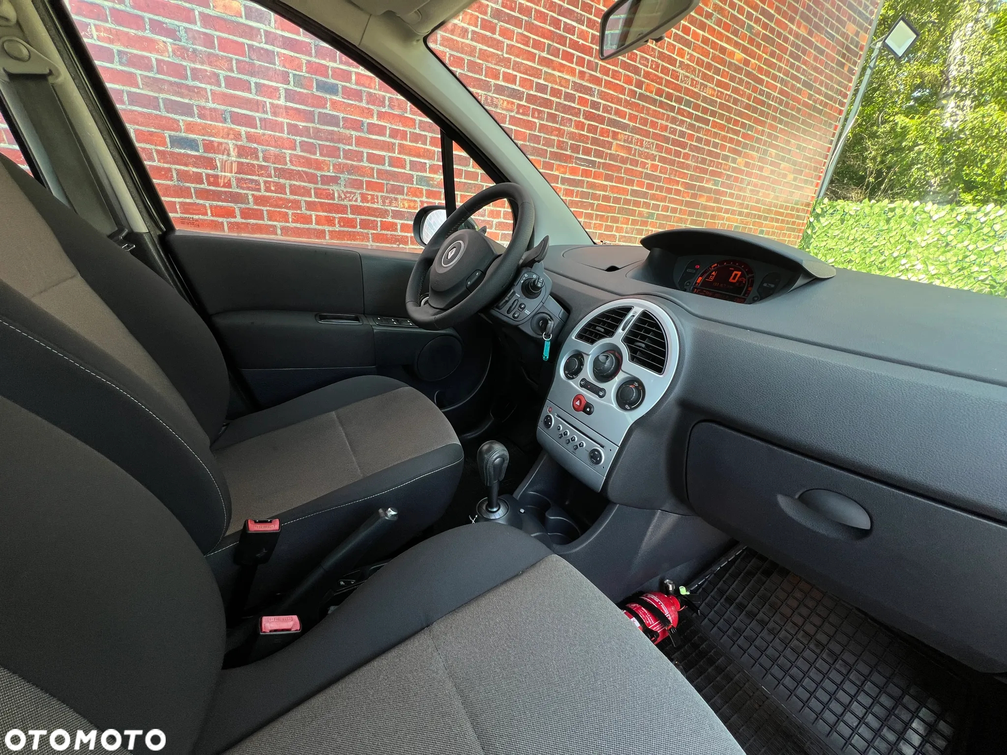 Renault Modus - 10
