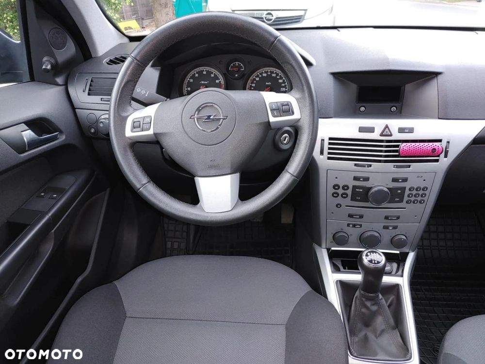 Opel Astra 1.6 - 15