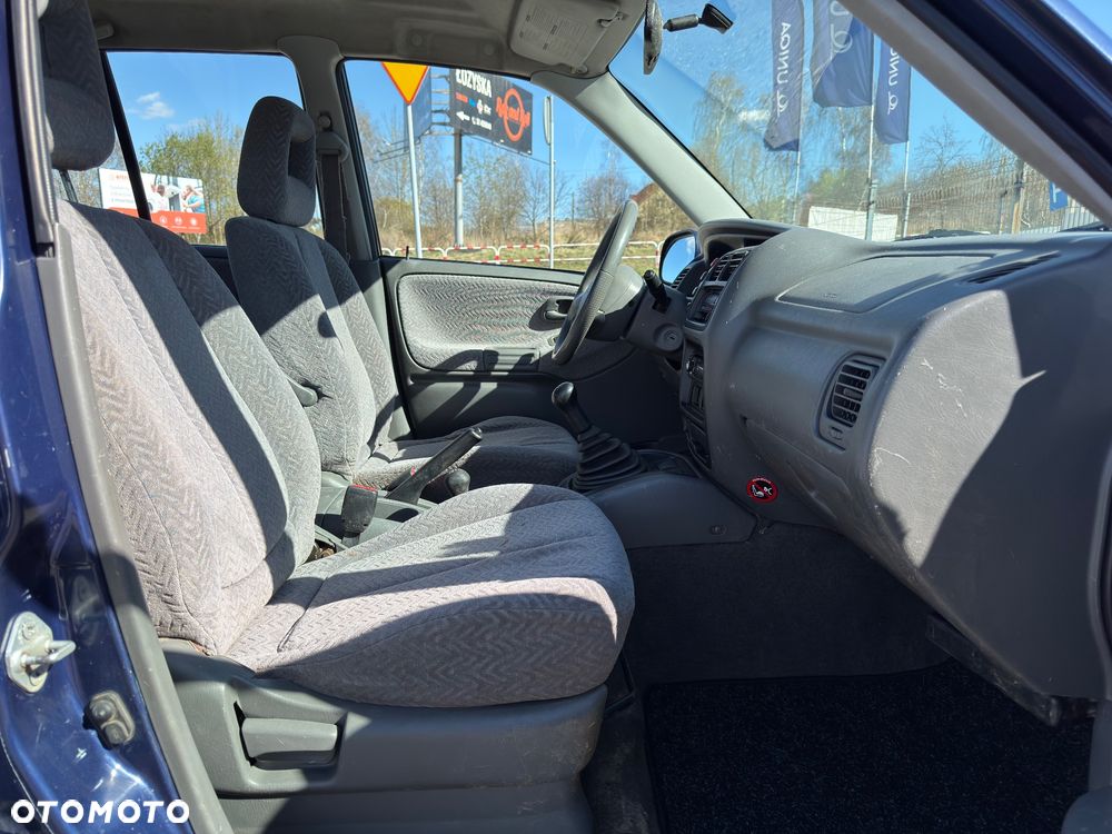 Suzuki Grand Vitara 2.0 TD Comfort - 25