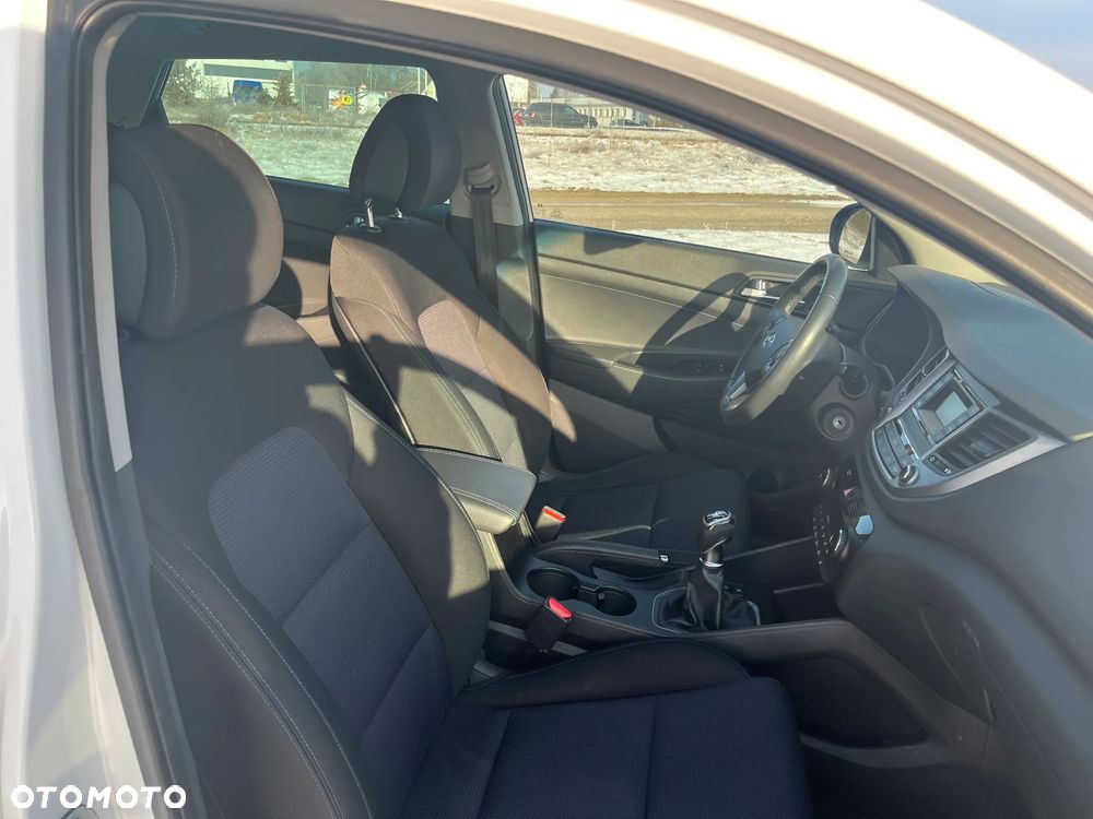 Hyundai Tucson 1.6 GDI BlueDrive Classic 2WD - 8