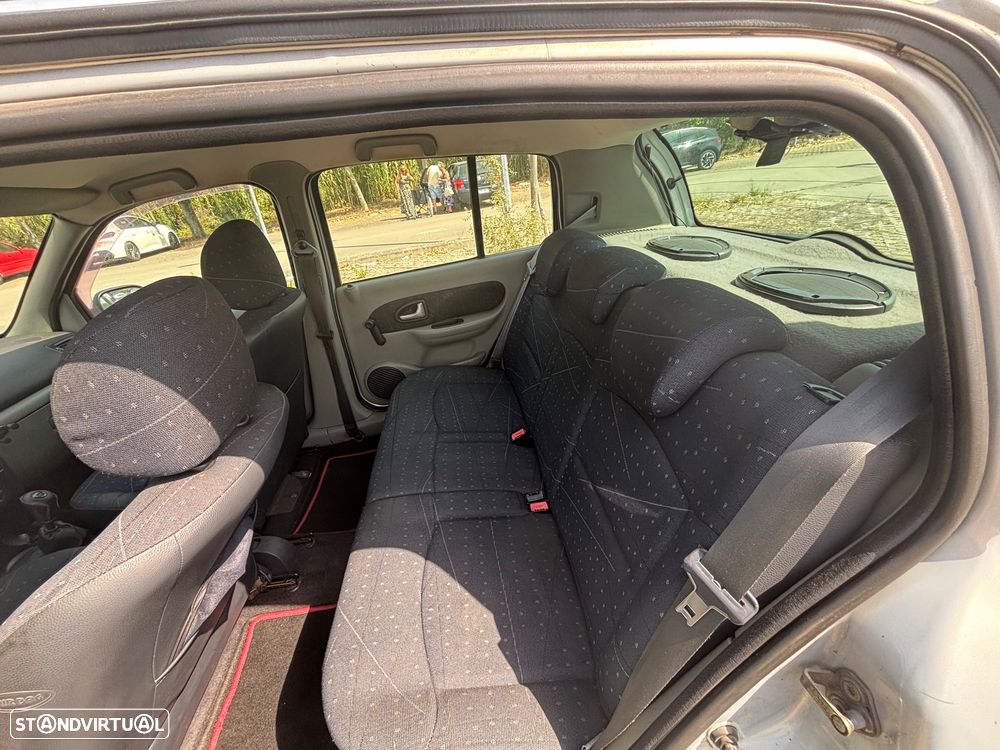 Renault Clio 1.5 dCi Authentique - 7
